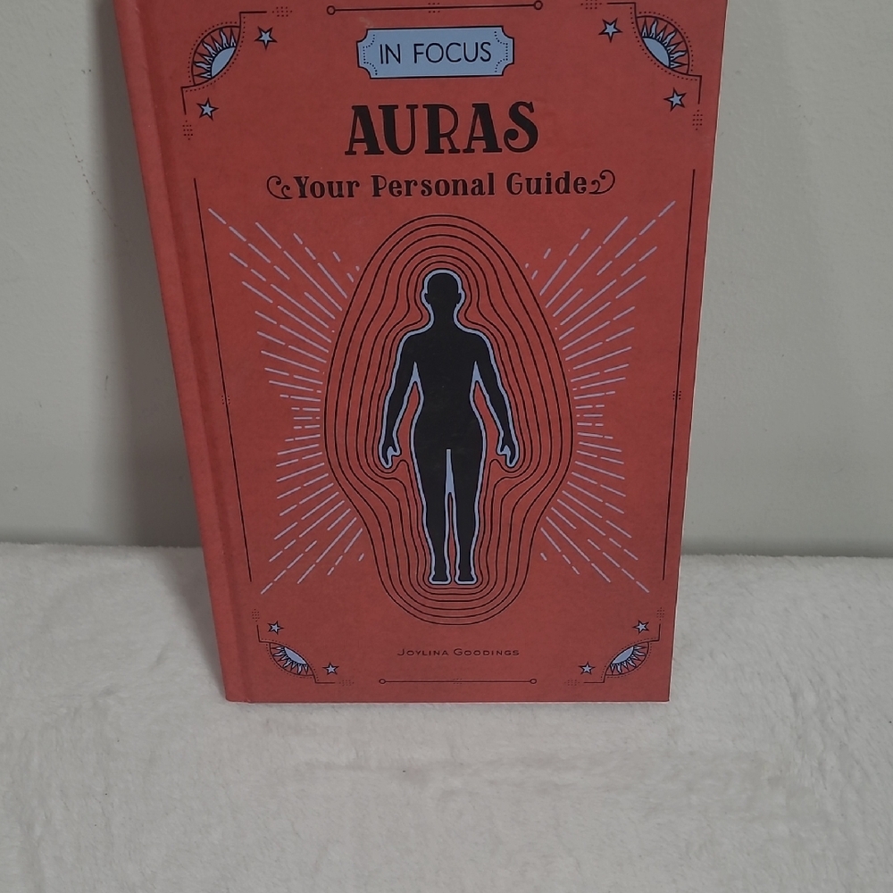 Red 'In Focus: Auras' Guidebook